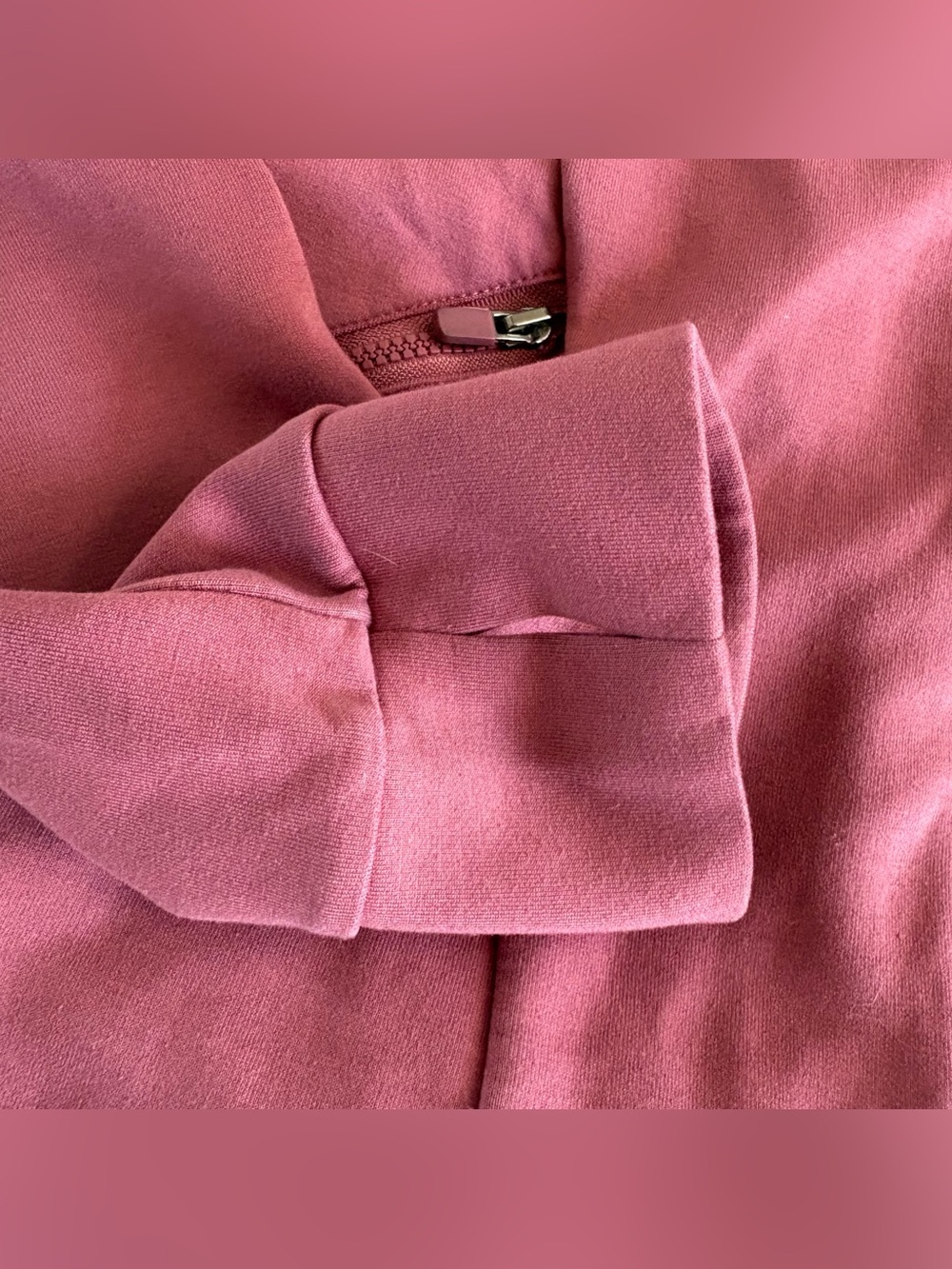 Fabletics dusty rose athletic set - Picture 4 of 7